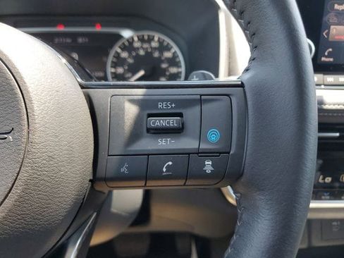 Used 2021 Nissan Rogue SL FWD image 25