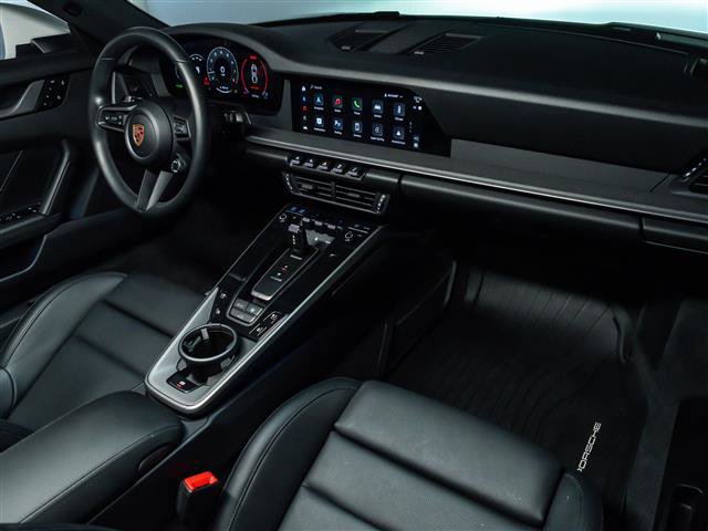 Certified 2025 Porsche 911 Carrera RWD image 28