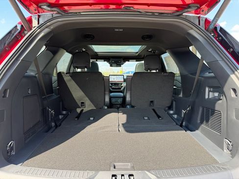 New 2026 Ford Explorer ST-Line w/ ST-Line Street Pack AWD/4WD image 10