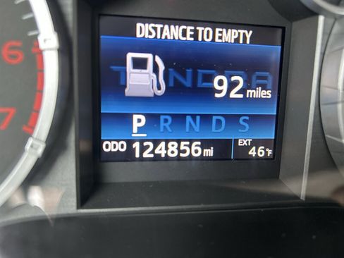 Used 2016 Toyota Tundra SR5 image 15