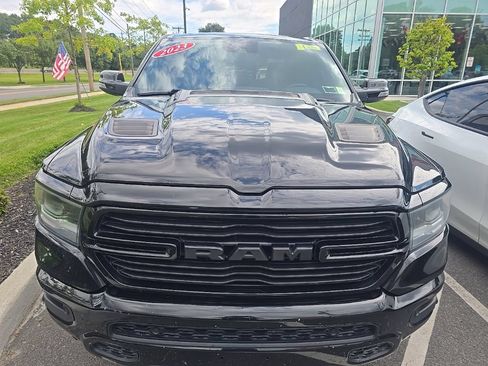Used 2023 RAM 1500 Laramie AWD/4WD image 2
