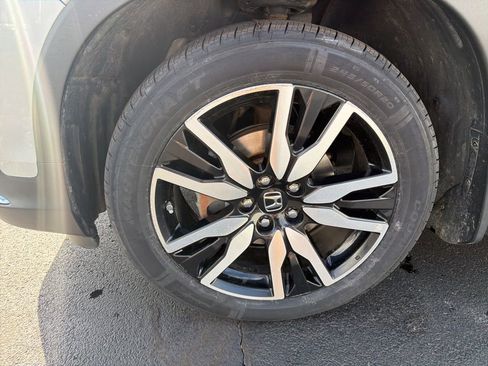 Certified 2019 Honda Pilot Elite image 10