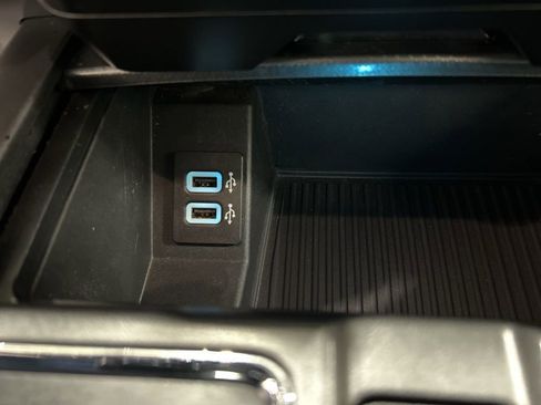 Used 2017 Ford F150 XLT w/ Equipment Group 302A Luxury image 22