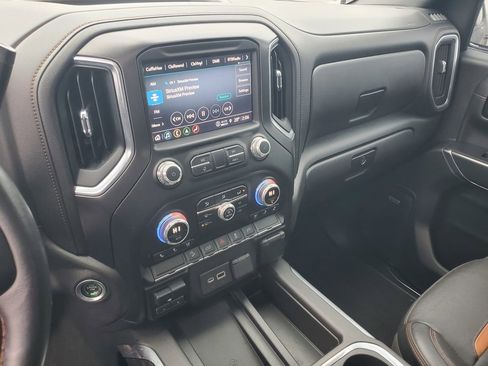 Used 2022 GMC Sierra 1500 AT4 w/ AT4 Preferred Package image 20