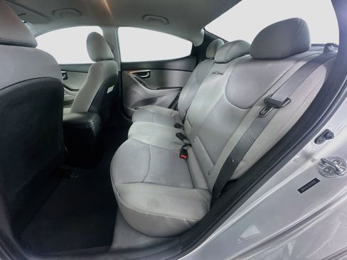 Used 2013 Hyundai Elantra GLS FWD image 24