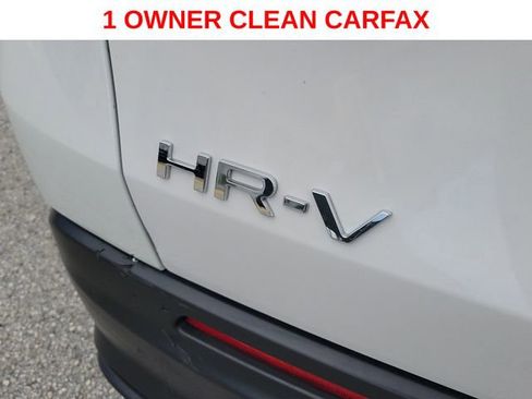 Used 2025 Honda HR-V LX image 9