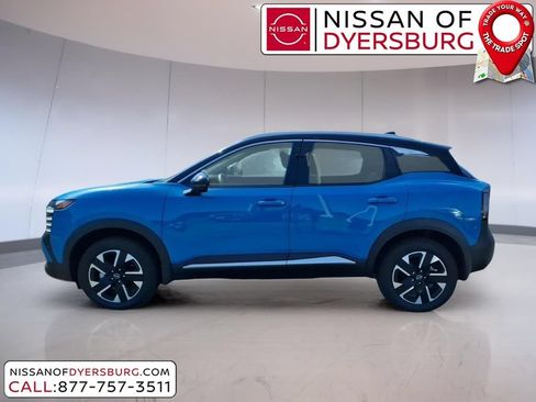 Used 2025 Nissan Kicks SR FWD image 6
