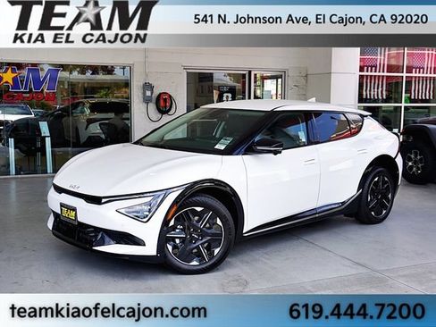 New 2026 Kia EV6 Wind RWD image 1
