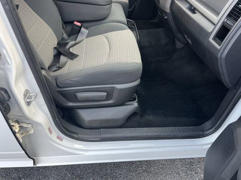 Used 2011 RAM 1500 ST w/ ST Popular Equipment Group AWD/4WD image 48