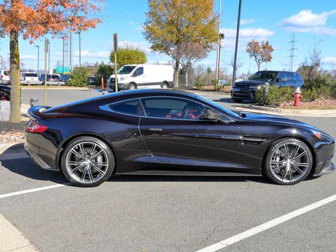 Used 2014 Aston Martin Vanquish Coupe image 4