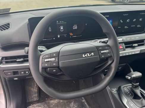 New 2026 Kia K4 LXS image 11