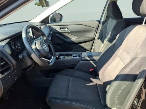 Used 2024 Nissan Rogue SV AWD/4WD image 23