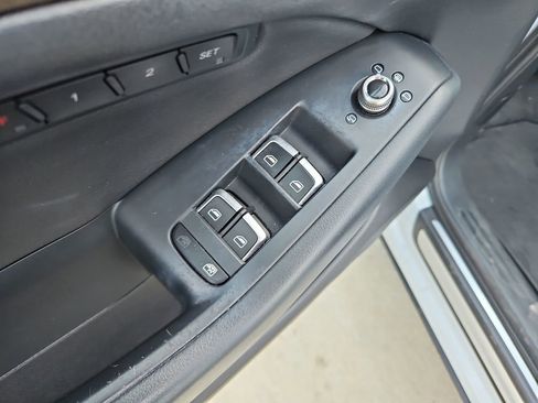 Used 2016 Audi Q5 3.0T Prestige w/ Prestige Package image 29
