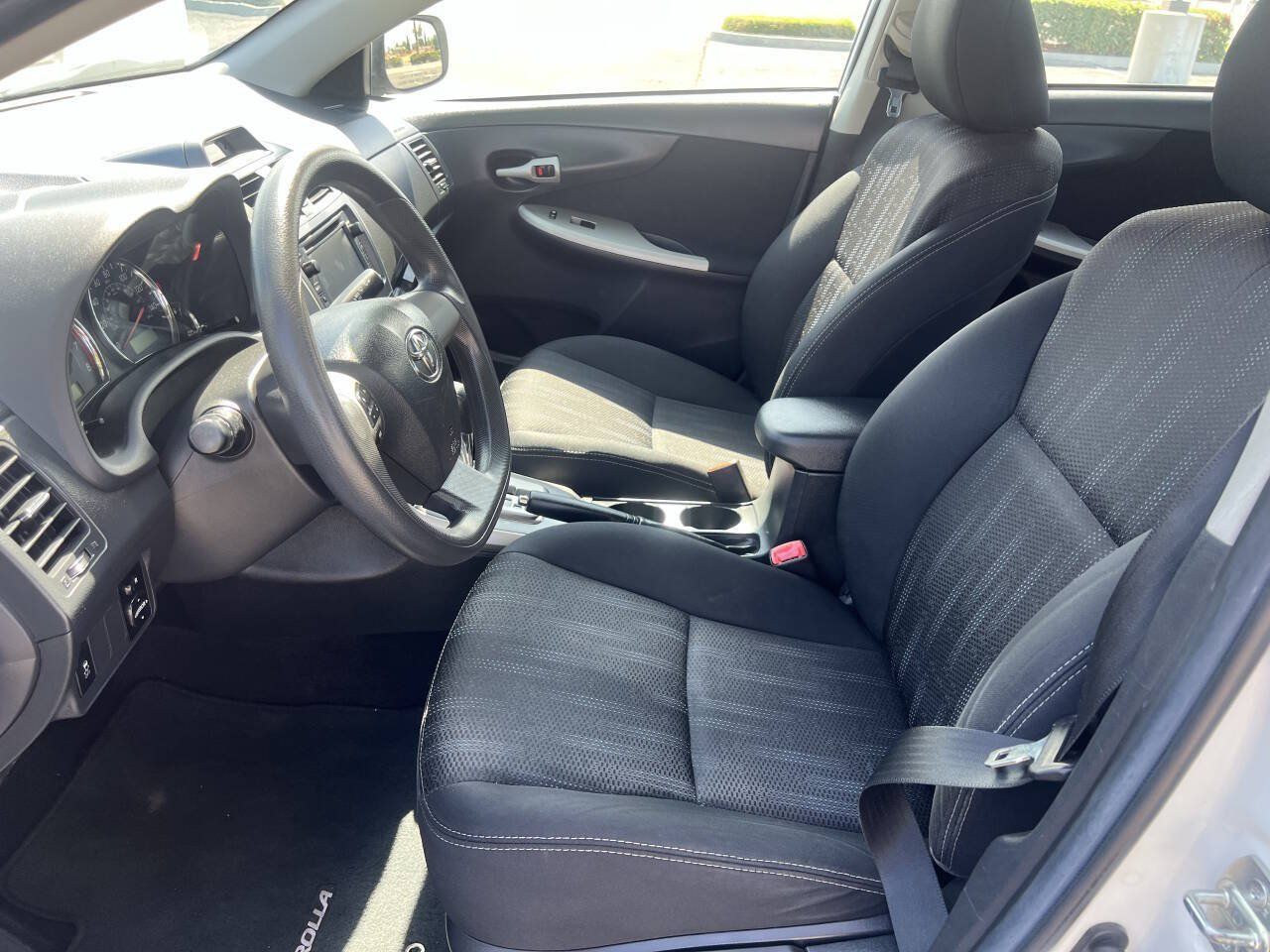 Used 2013 Toyota Corolla S FWD image 25