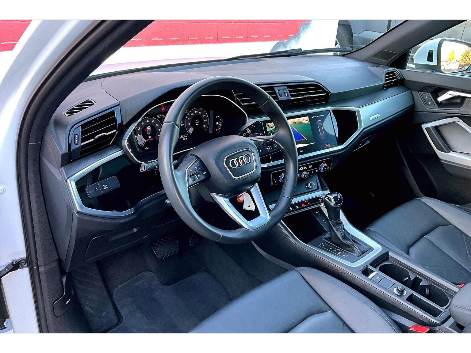 Used 2025 Audi Q3 2.0T Premium AWD/4WD image 14