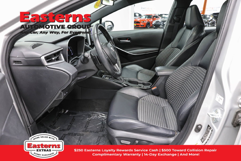 Used 2023 Toyota Corolla XSE FWD image 15