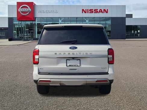 Used 2023 Ford Expedition Max XLT AWD/4WD image 5