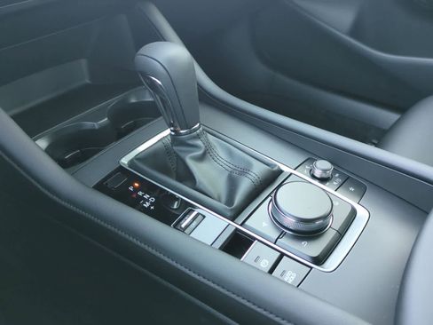 New 2026 MAZDA MAZDA3 2.5 S Sedan w/ Preferred Pkg image 31