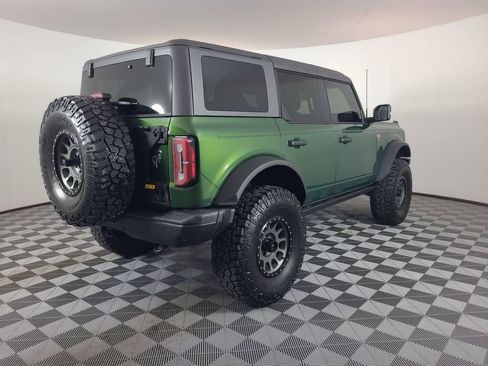 Used 2025 Ford Bronco Badlands AWD/4WD image 3