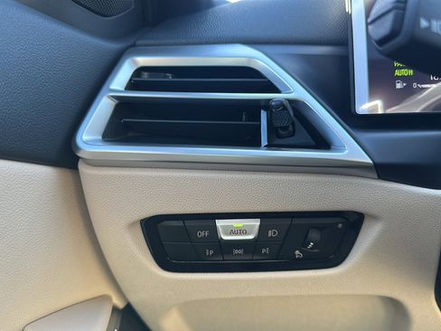 New 2026 BMW 330i Sedan w/ Premium Package image 26