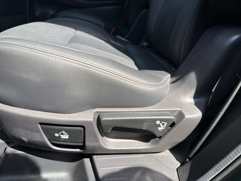 Used 2023 Subaru Ascent Limited AWD/4WD image 22
