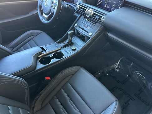 Certified 2022 Lexus RC 350 F Sport RWD image 32