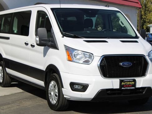 Used 2022 Ford Transit 350 XLT RWD image 3