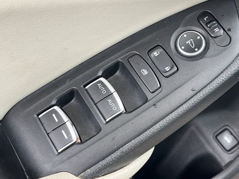 Used 2018 Honda Accord LX image 14