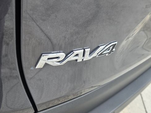 Used 2024 Toyota RAV4 XLE AWD/4WD image 13