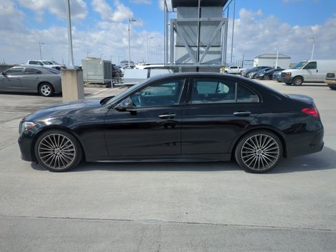 Used 2022 Mercedes-Benz C 300 Sedan image 8