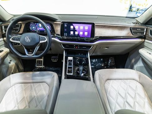 Used 2024 Volkswagen Atlas SEL Premium R-Line AWD/4WD image 13