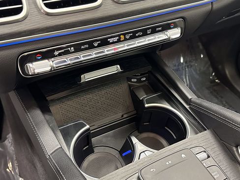 Certified 2024 Mercedes-Benz GLS 450 4MATIC image 34