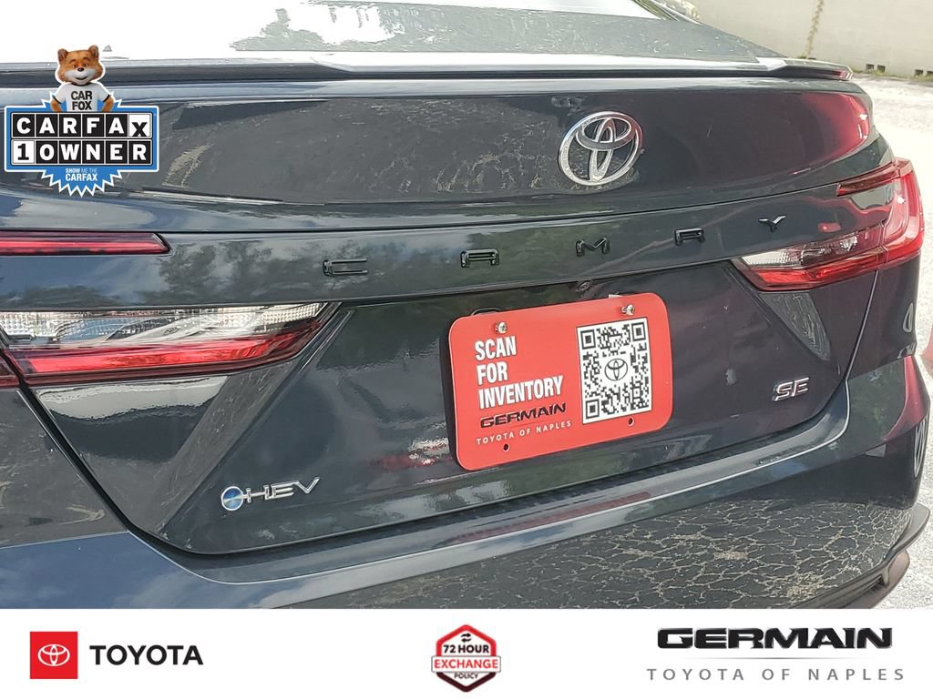 Used 2026 Toyota Camry SE FWD image 17