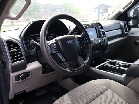 Used 2022 Ford F350 XLT w/ XLT Value Package AWD/4WD image 15