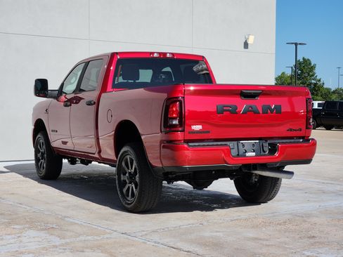 New 2026 RAM 2500 Big Horn AWD/4WD image 3