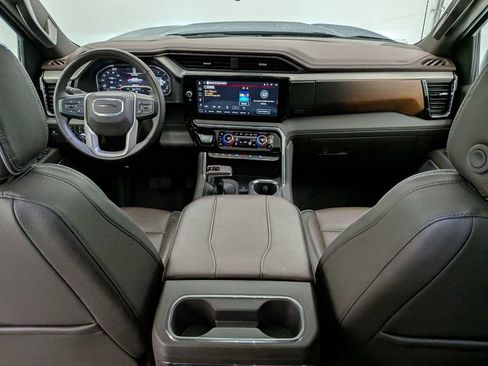 Certified 2025 GMC Sierra 1500 Denali w/ Denali Reserve Package image 17