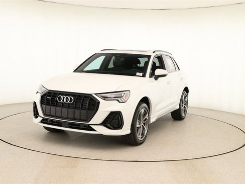 New 2025 Audi Q3 2.0T Premium image 12