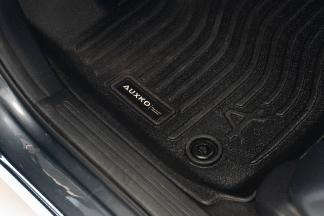 Used 2023 Honda CR-V EX-L image 17