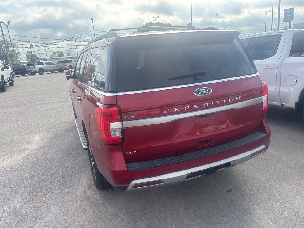 Used 2022 Ford Expedition XLT AWD/4WD image 6