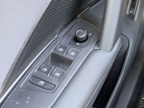 New 2026 Volkswagen Tiguan SE R-Line FWD image 25