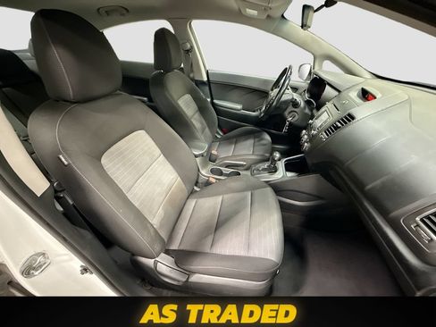 Used 2016 Kia Forte EX FWD image 27
