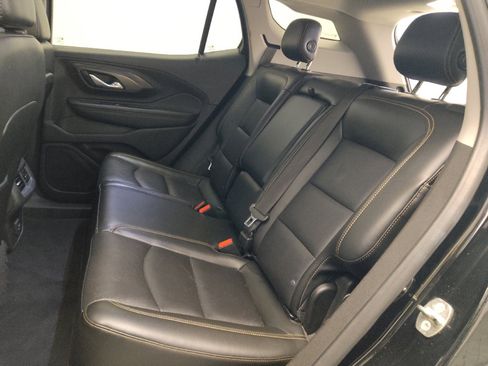 Used 2019 GMC Terrain SLT w/ Preferred Package FWD image 18