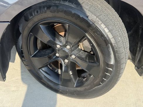 Used 2014 Dodge Charger SE w/ Connectivity Group RWD image 2