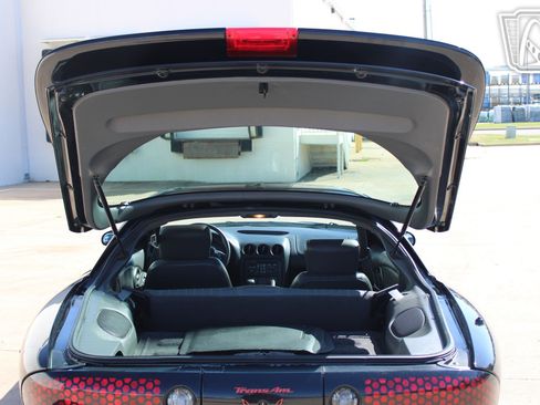 Used 1999 Pontiac Firebird Formula w/ Security Pkg RWD image 8