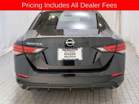 Certified 2025 Nissan Sentra SV FWD image 4