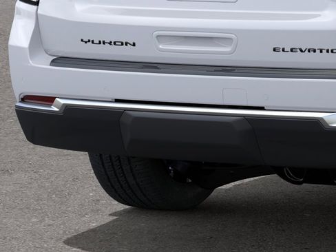 New 2026 GMC Yukon Elevation AWD/4WD image 14