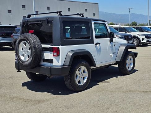 Used 2016 Jeep Wrangler Sport w/ Quick Order Package 24S AWD/4WD image 8