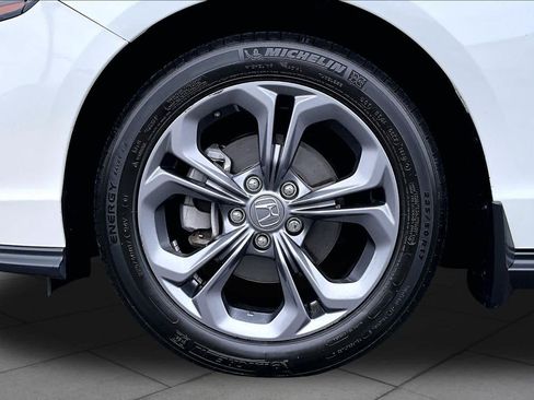 Used 2023 Honda Accord EX image 10