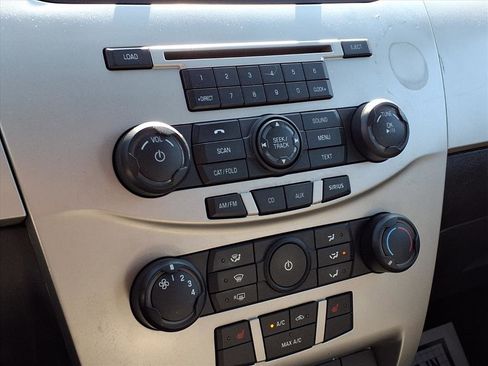 Used 2011 Ford Focus SEL w/ 301A Rapid Spec Order Code image 10