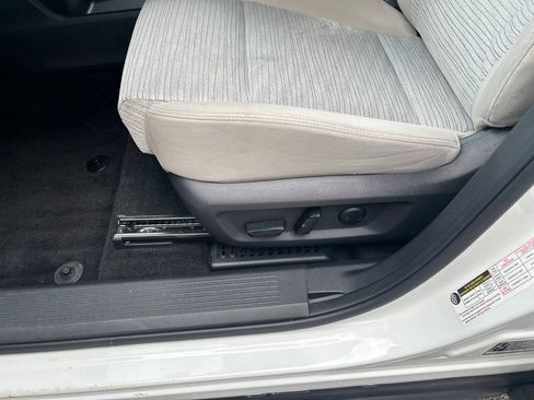 Certified 2023 Nissan Rogue SV AWD/4WD image 20